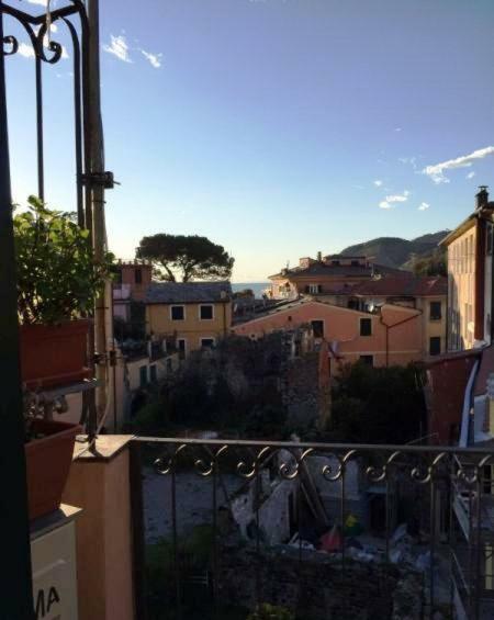 Al Castello Apartment Levanto Luaran gambar